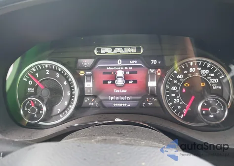 2021 Ram 1500 Big Horn 4X4 6'4 Box из США, поврежденный, VIN 1C6SRFBT4MN736576